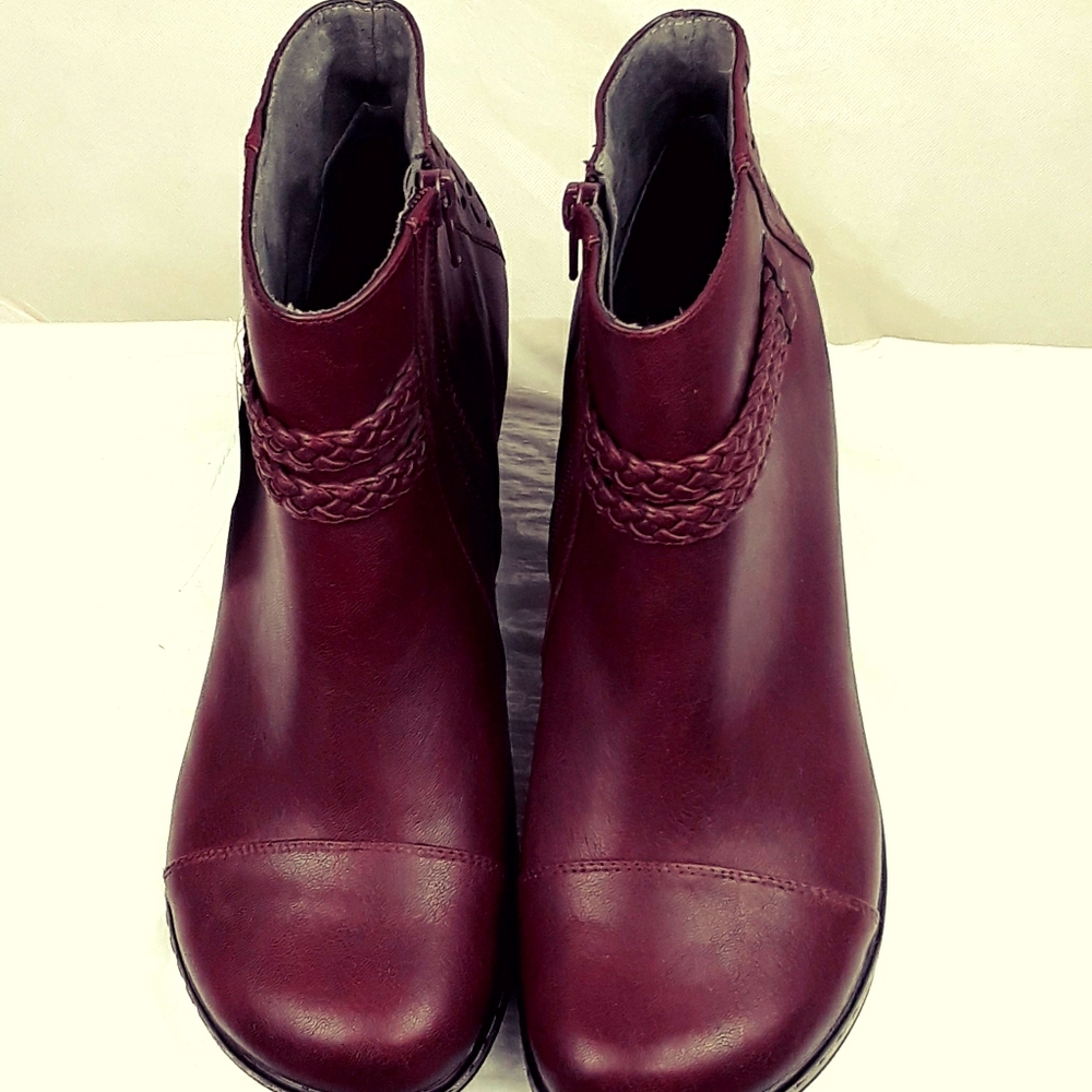 JAMBU Designs Dena Womens Booties Size 9.5 EUC